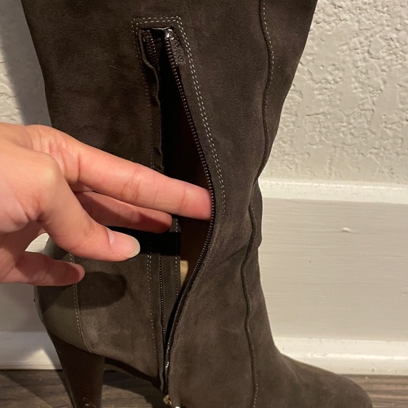 Authentic Fendi Boots size 36.5 - Picture 8 of 13